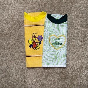 NWOT Baby Towel Bibs Embroidered 2 Pk Age 1-5